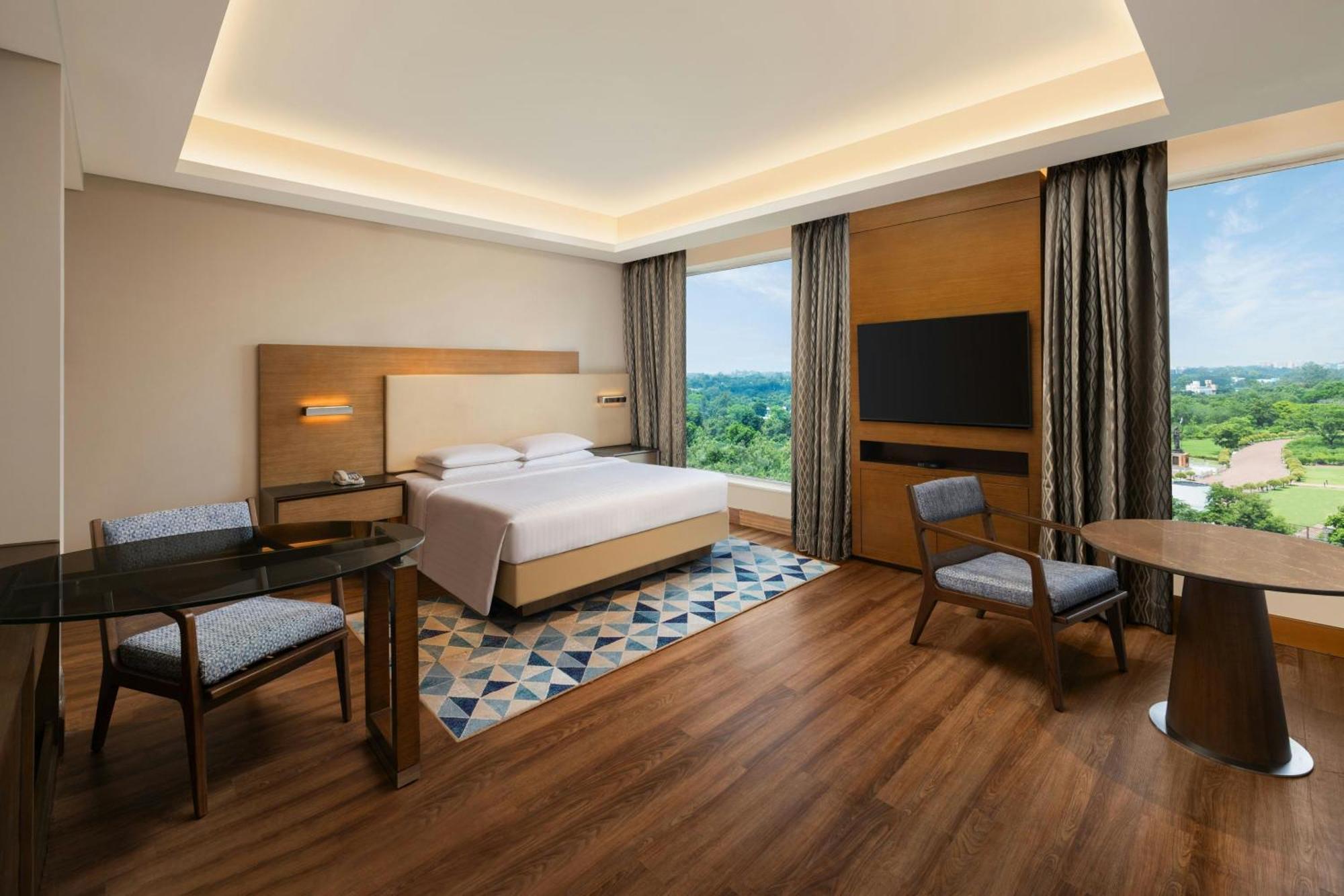 Courtyard By Marriott Bhopal Hotel Exterior photo