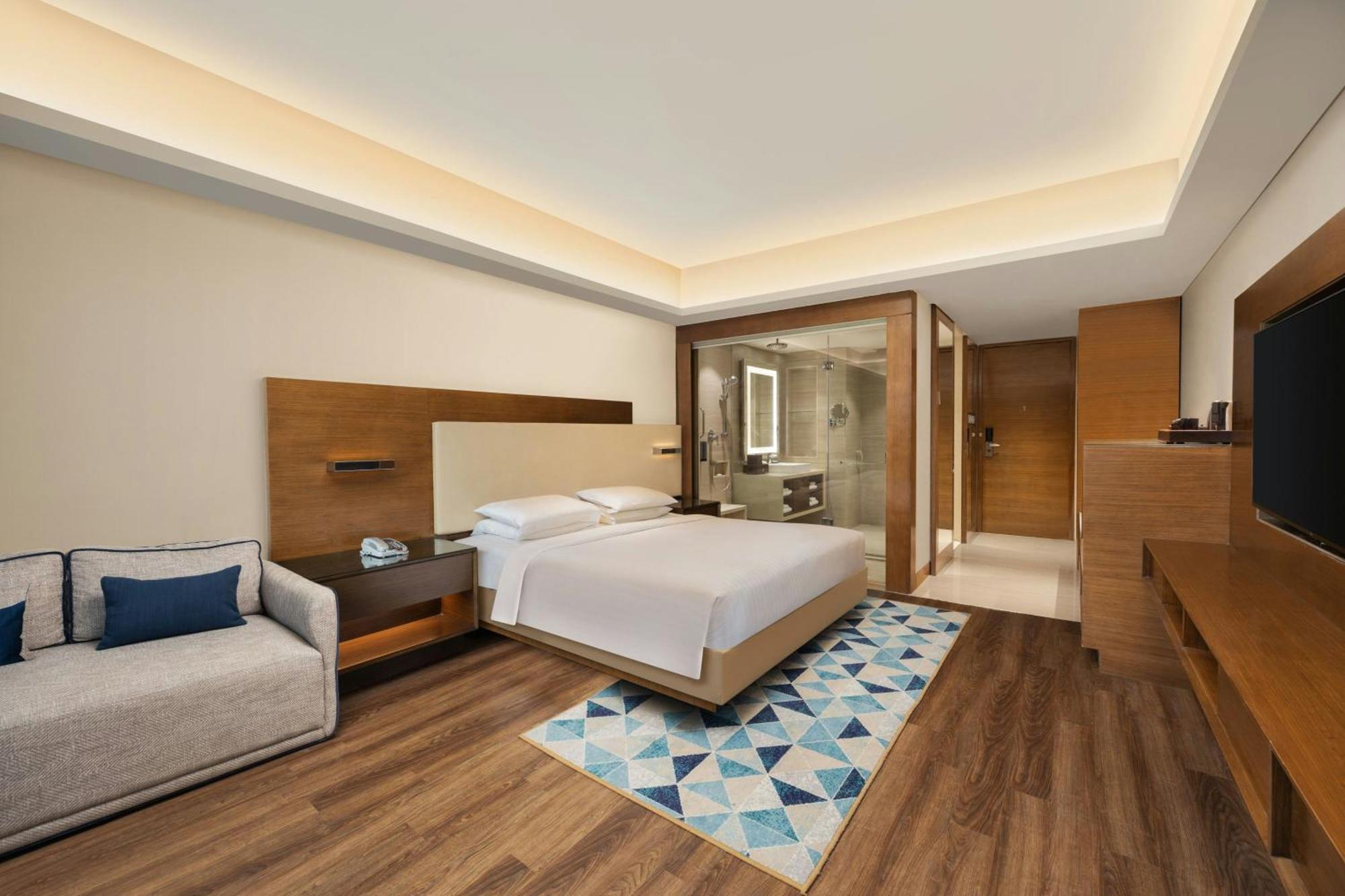 Courtyard By Marriott Bhopal Hotel Exterior photo